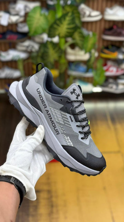 Under Armour Men’s Premium Outdoor Sports Running Shoes